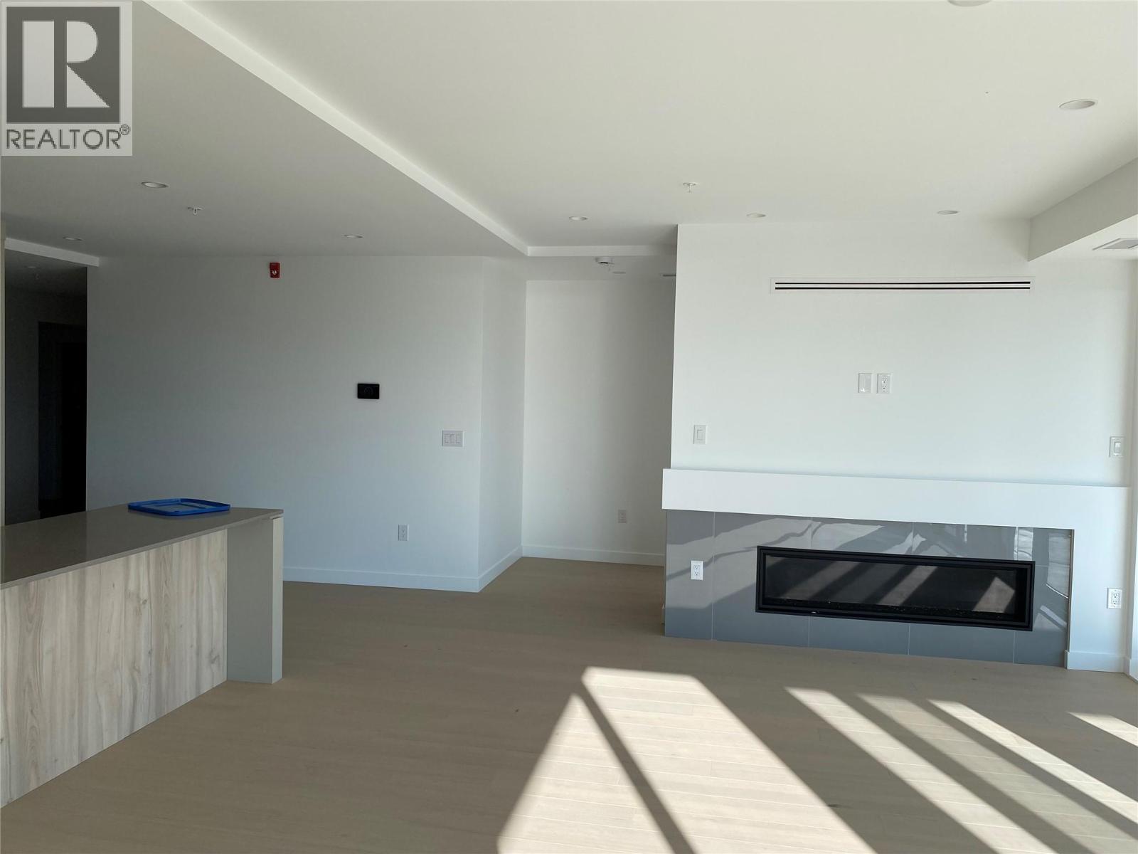 13419 Lakeshore Drive S Unit# 101, Summerland