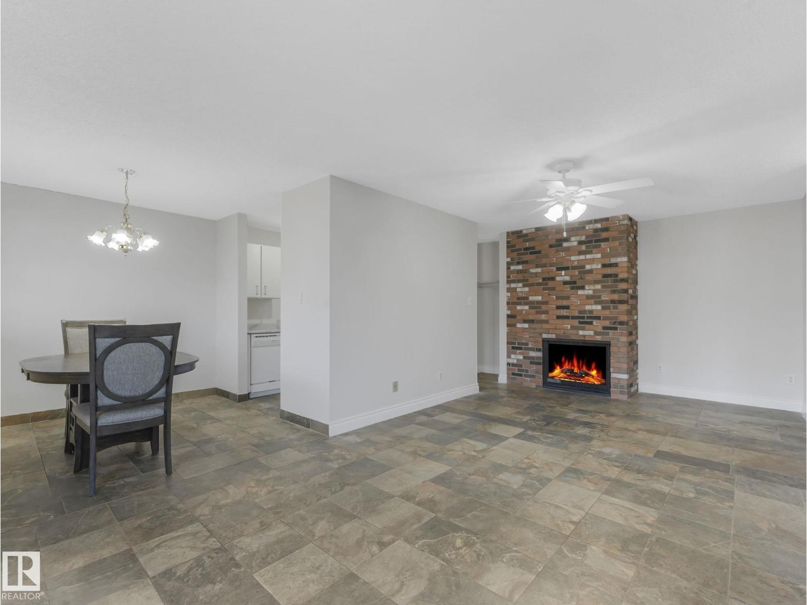 #3 10836 116 ST NW, Edmonton