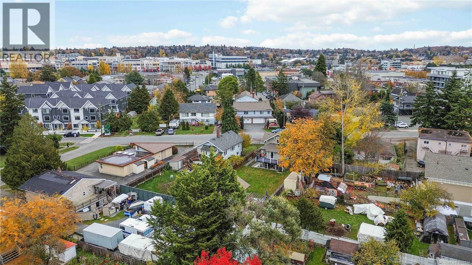  3354 Harriet Road, Saanich