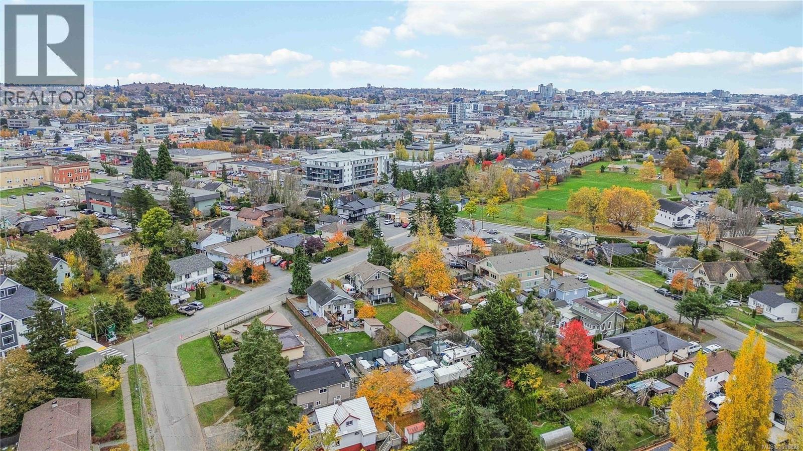  3354 Harriet Road, Saanich