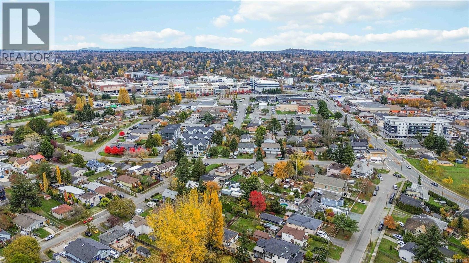  3354 Harriet Road, Saanich