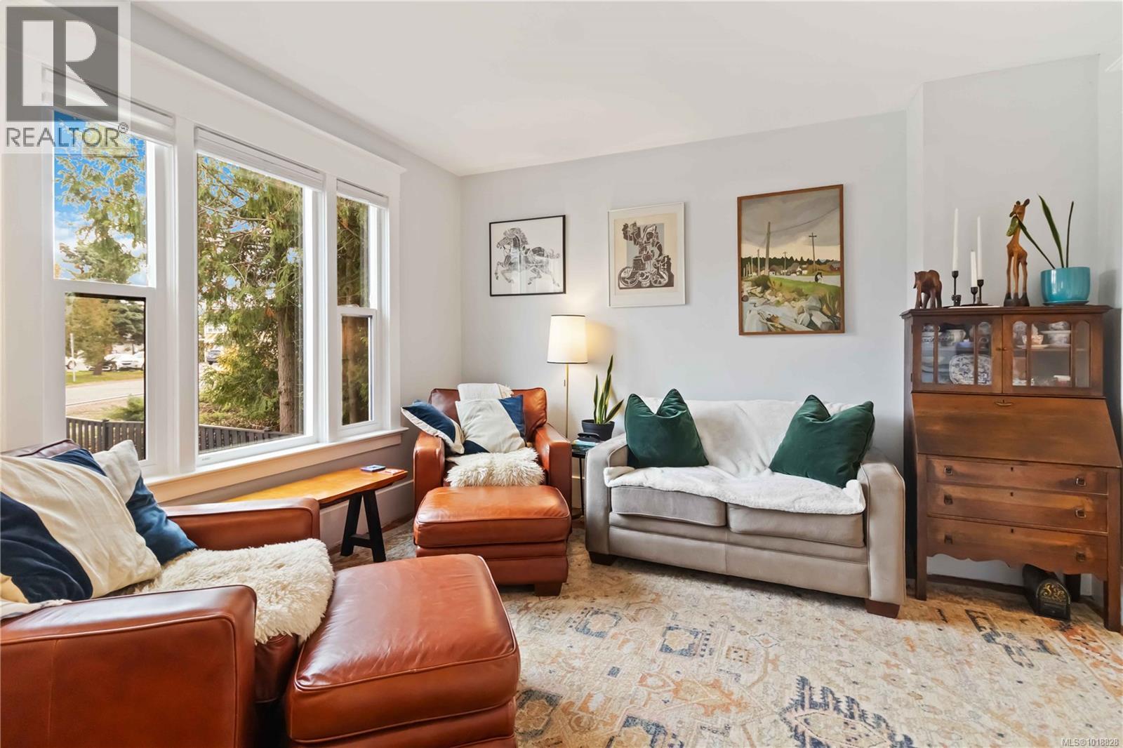  3354 Harriet Road, Saanich