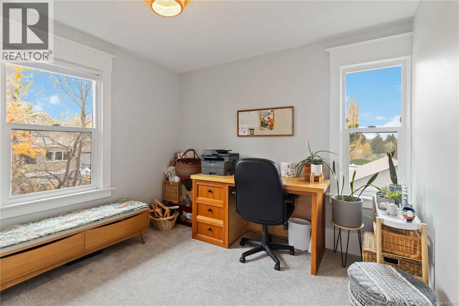  3354 Harriet Road, Saanich