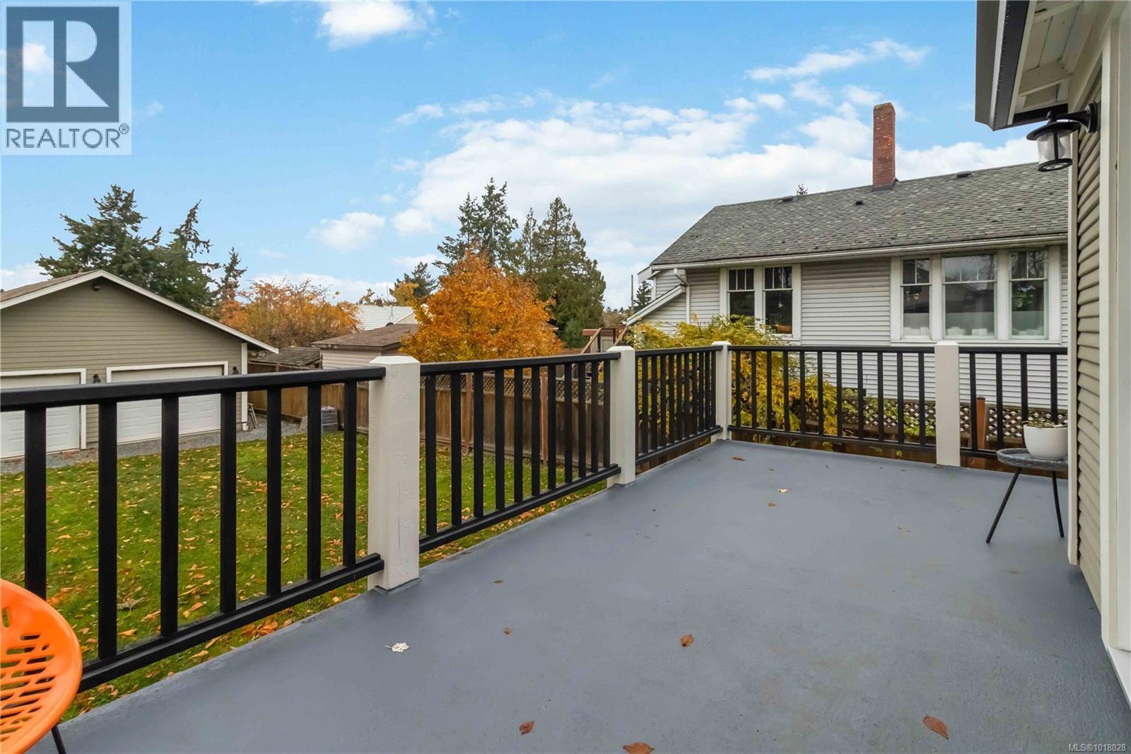  3354 Harriet Road, Saanich