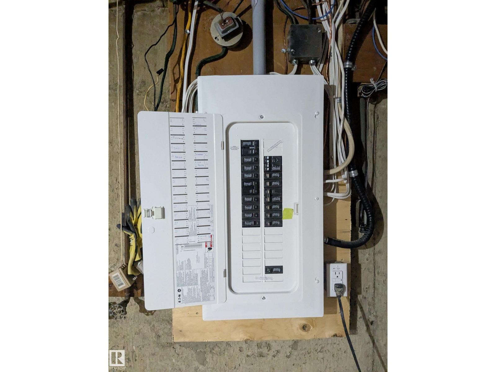 13636 135A AV NW, Edmonton