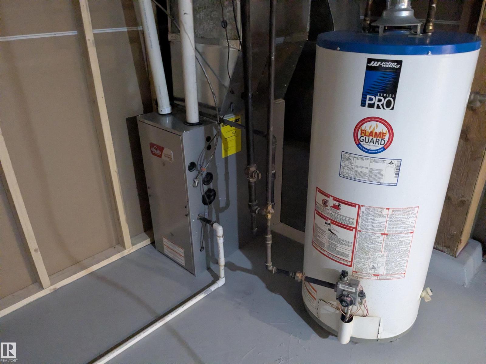 13636 135A AV NW, Edmonton