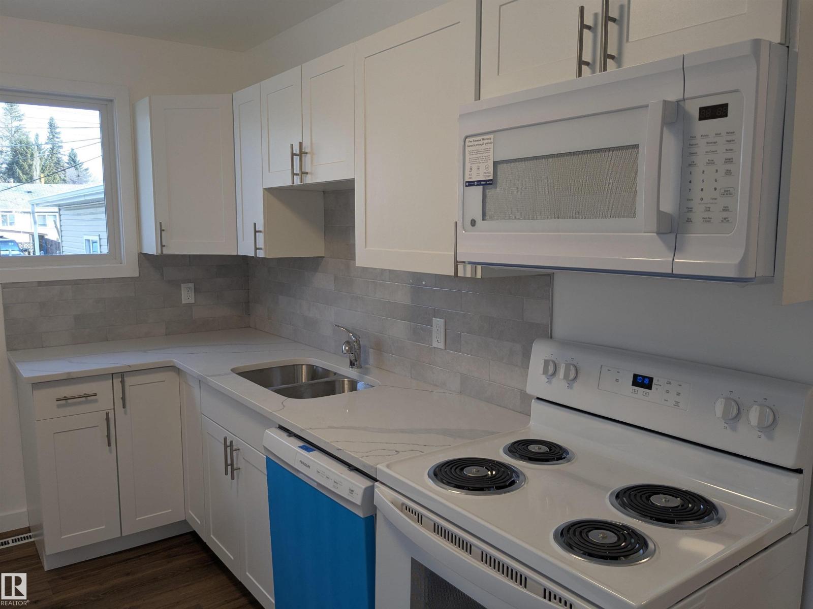 13636 135A AV NW, Edmonton