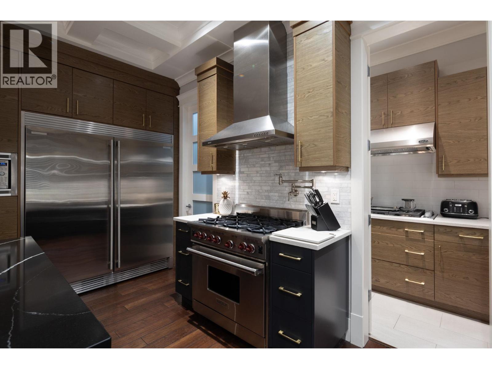 11400 PLOVER DRIVE, Richmond