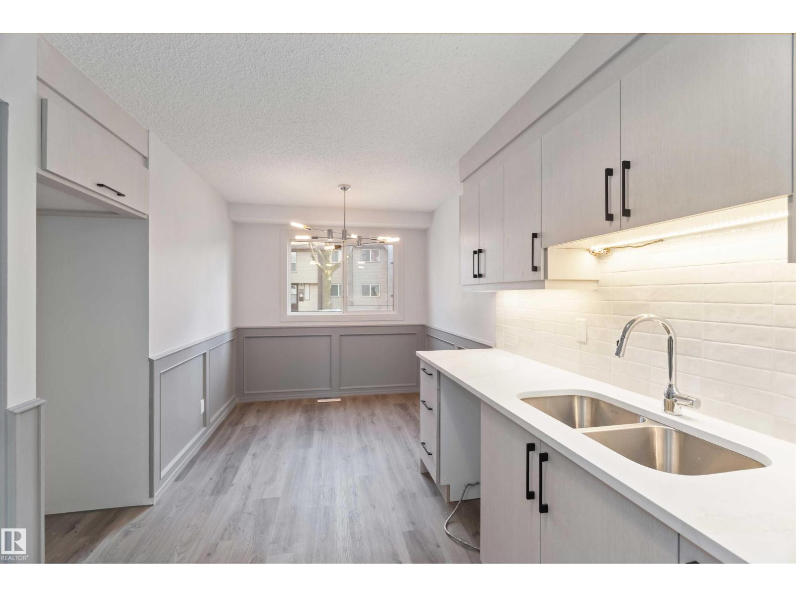 1281 Hooke RD NW, Edmonton