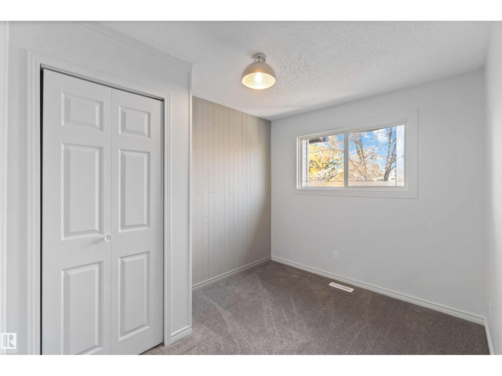 1281 Hooke RD NW, Edmonton