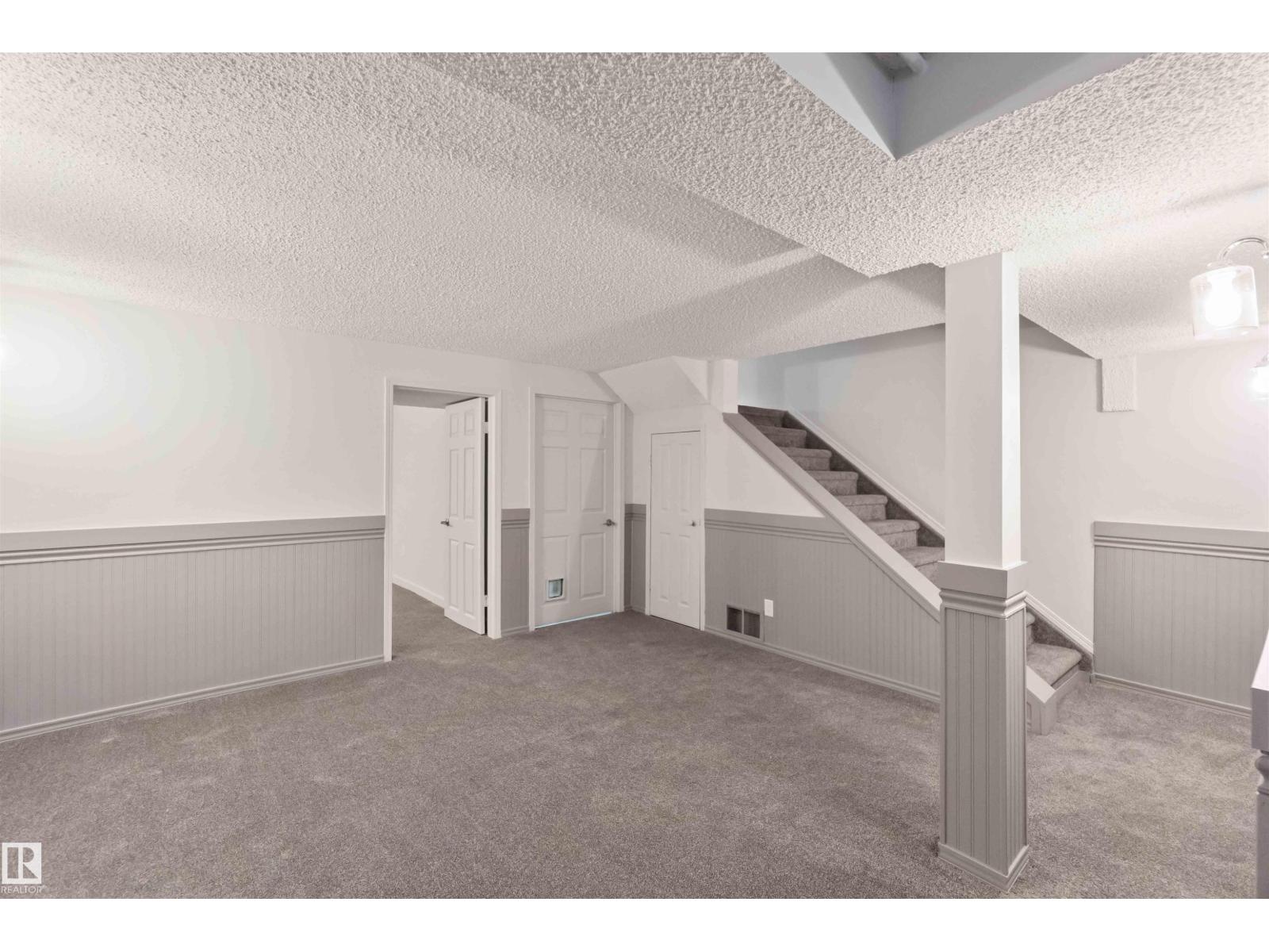 1281 Hooke RD NW, Edmonton