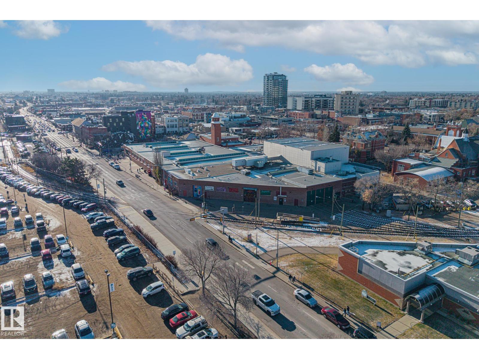 #425 8604 GATEWAY BV NW, Edmonton