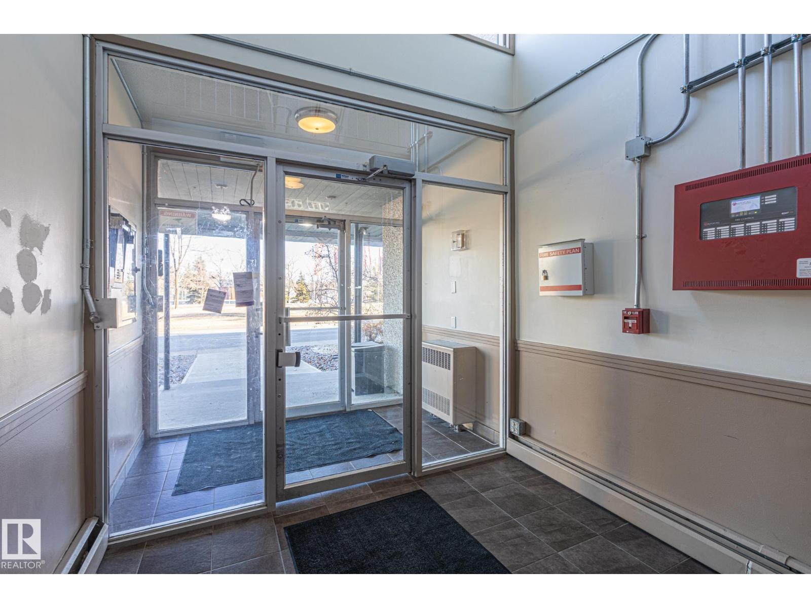 #425 8604 GATEWAY BV NW, Edmonton