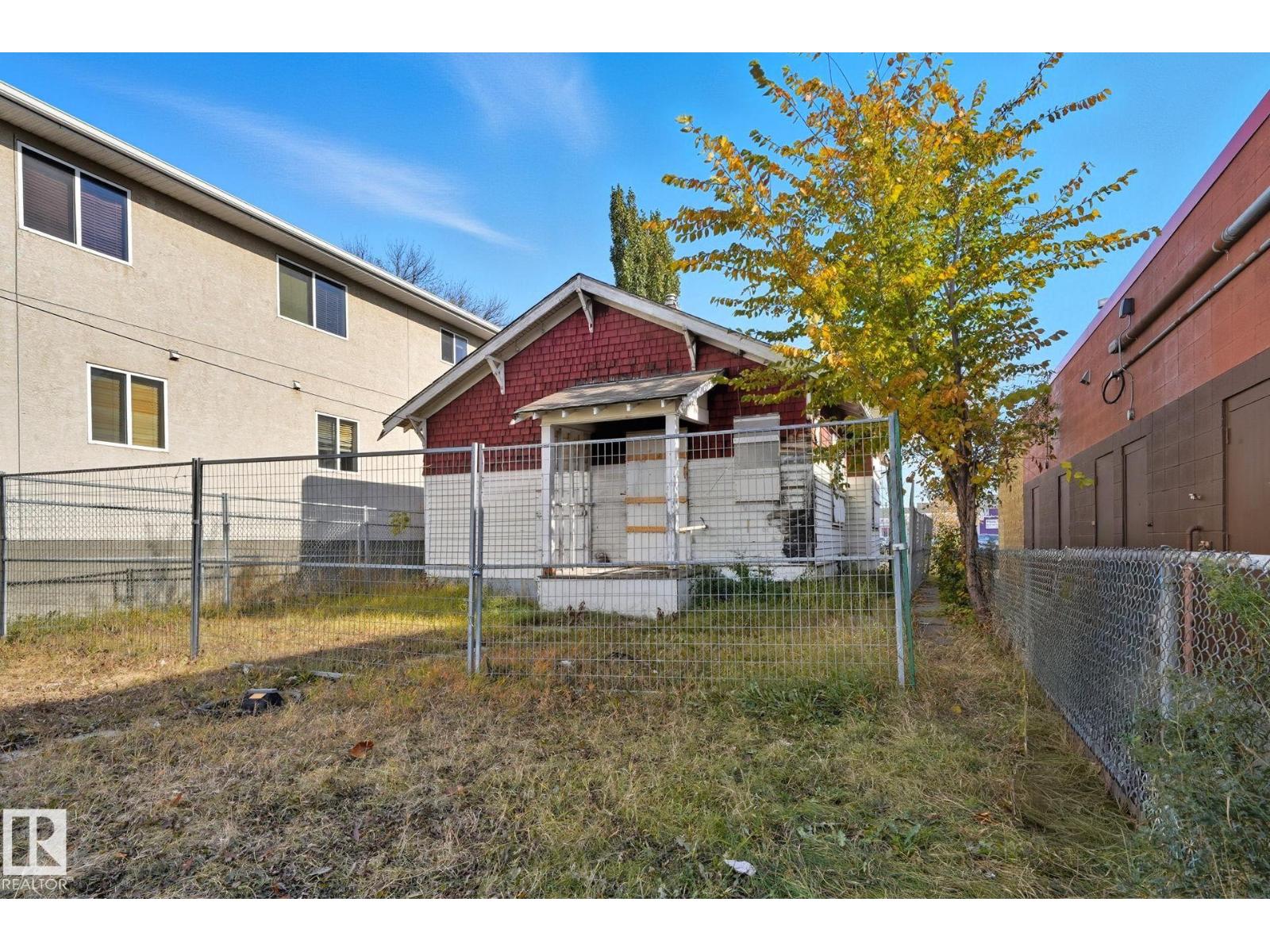 11112 97ST NW, Edmonton