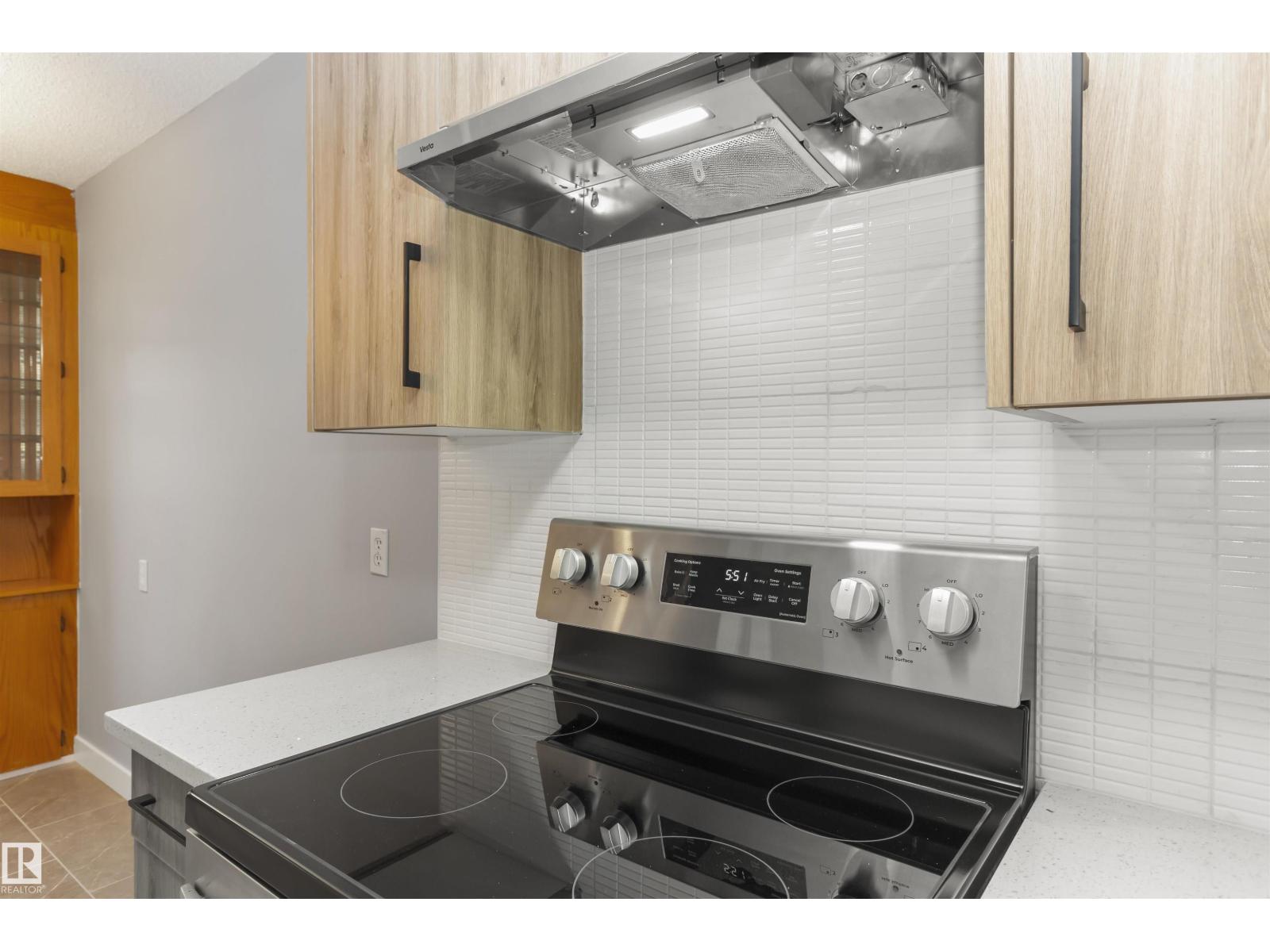 18 WILLOWDALE PL NW, Edmonton