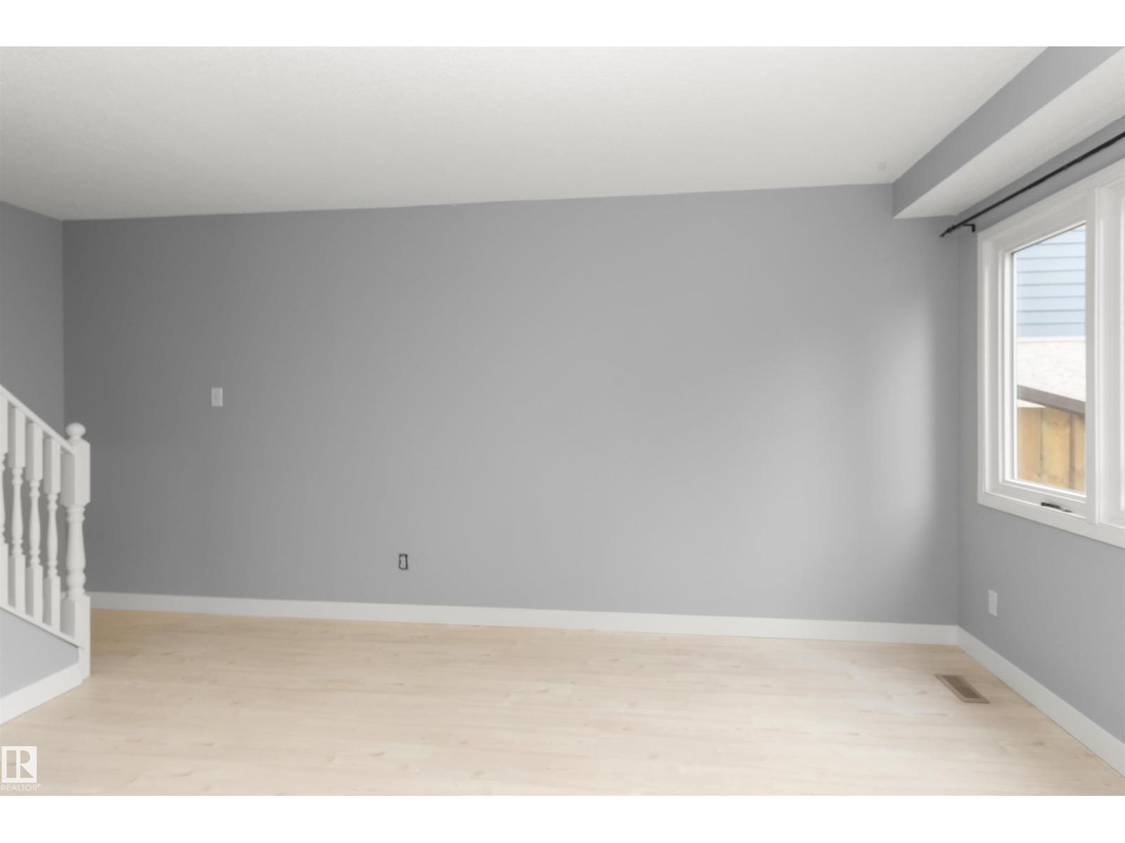 18 WILLOWDALE PL NW, Edmonton