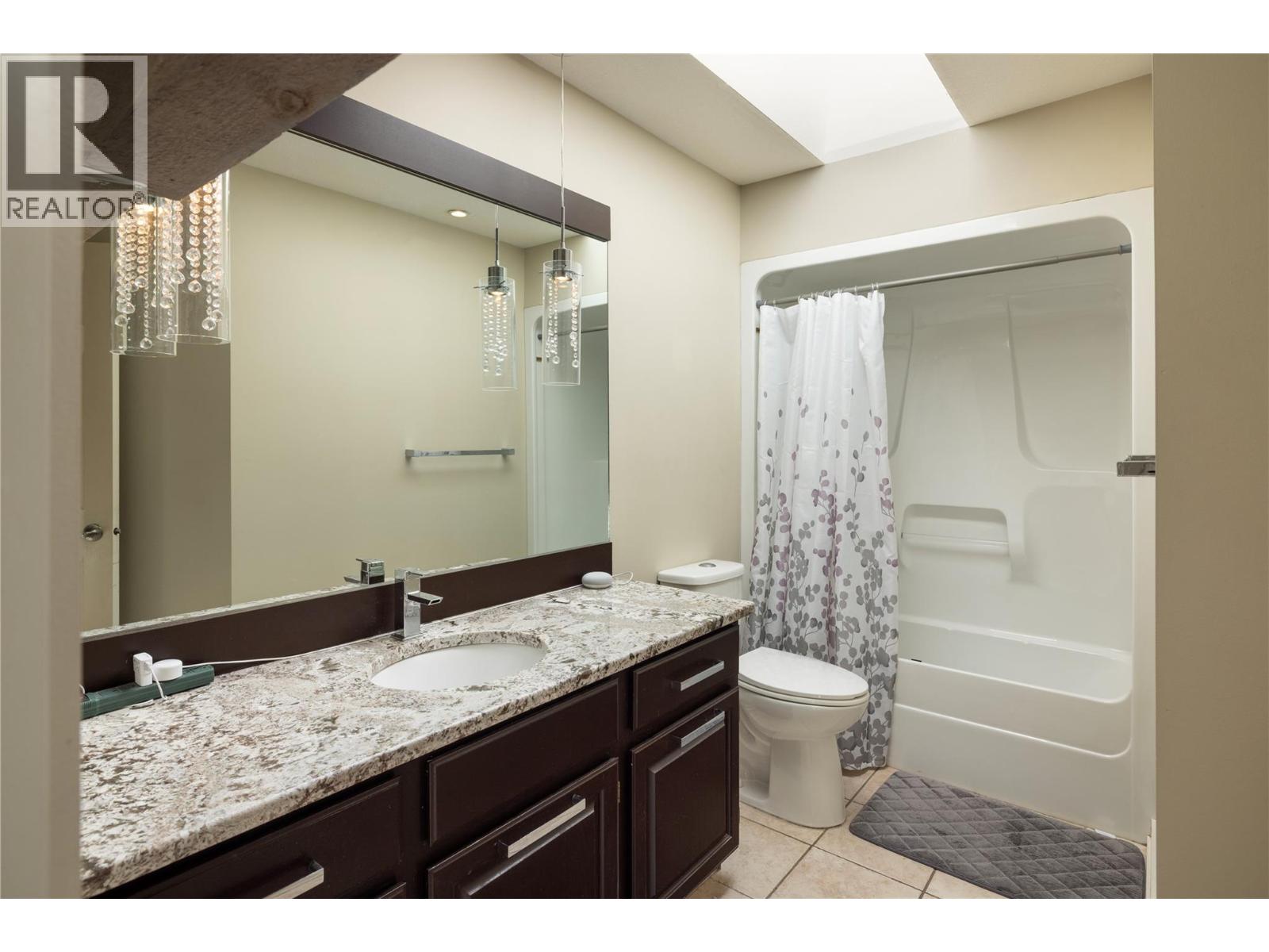  2391 Nahanni Court, Kelowna