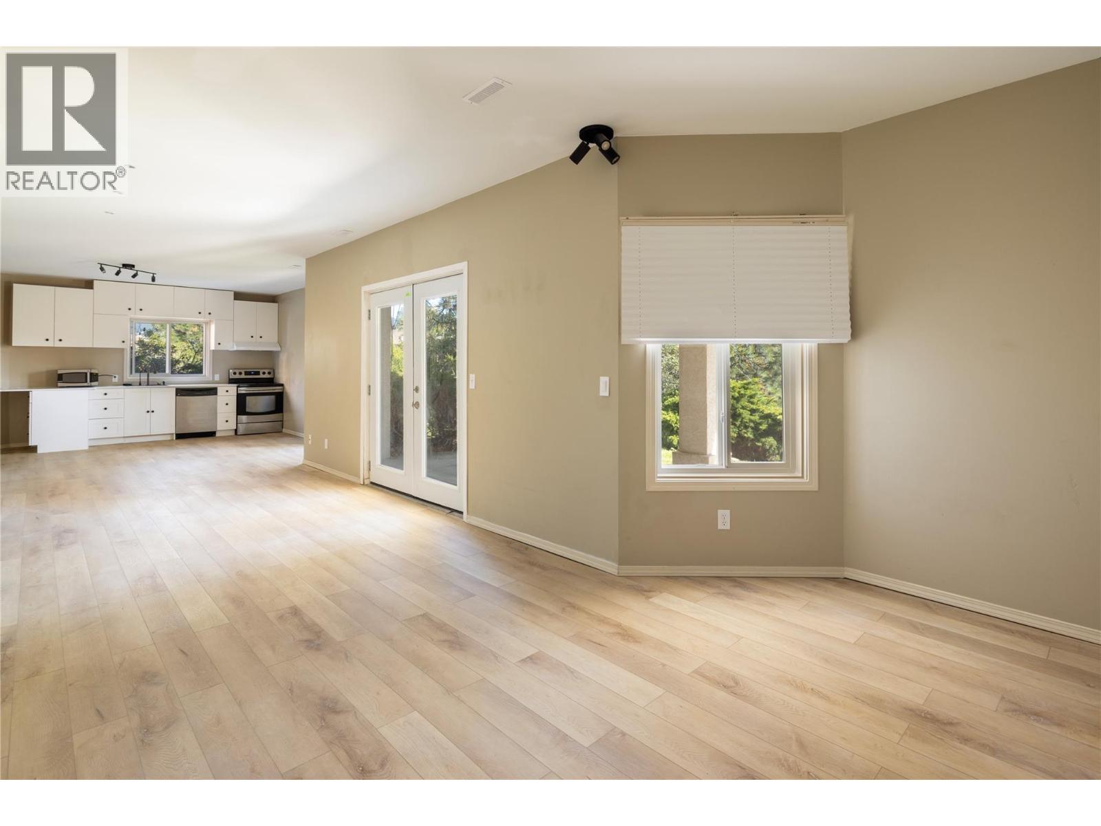  2391 Nahanni Court, Kelowna