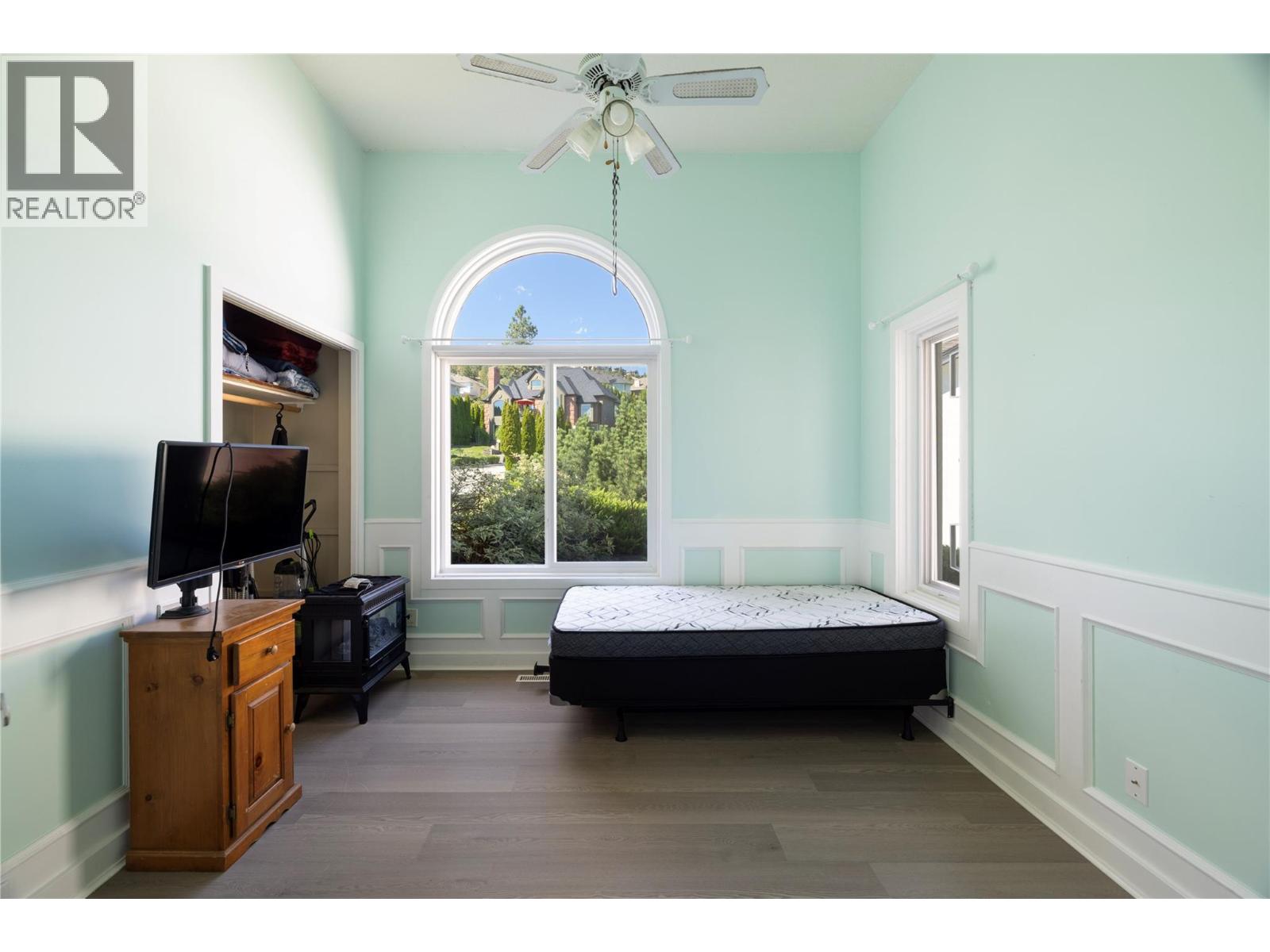  2391 Nahanni Court, Kelowna