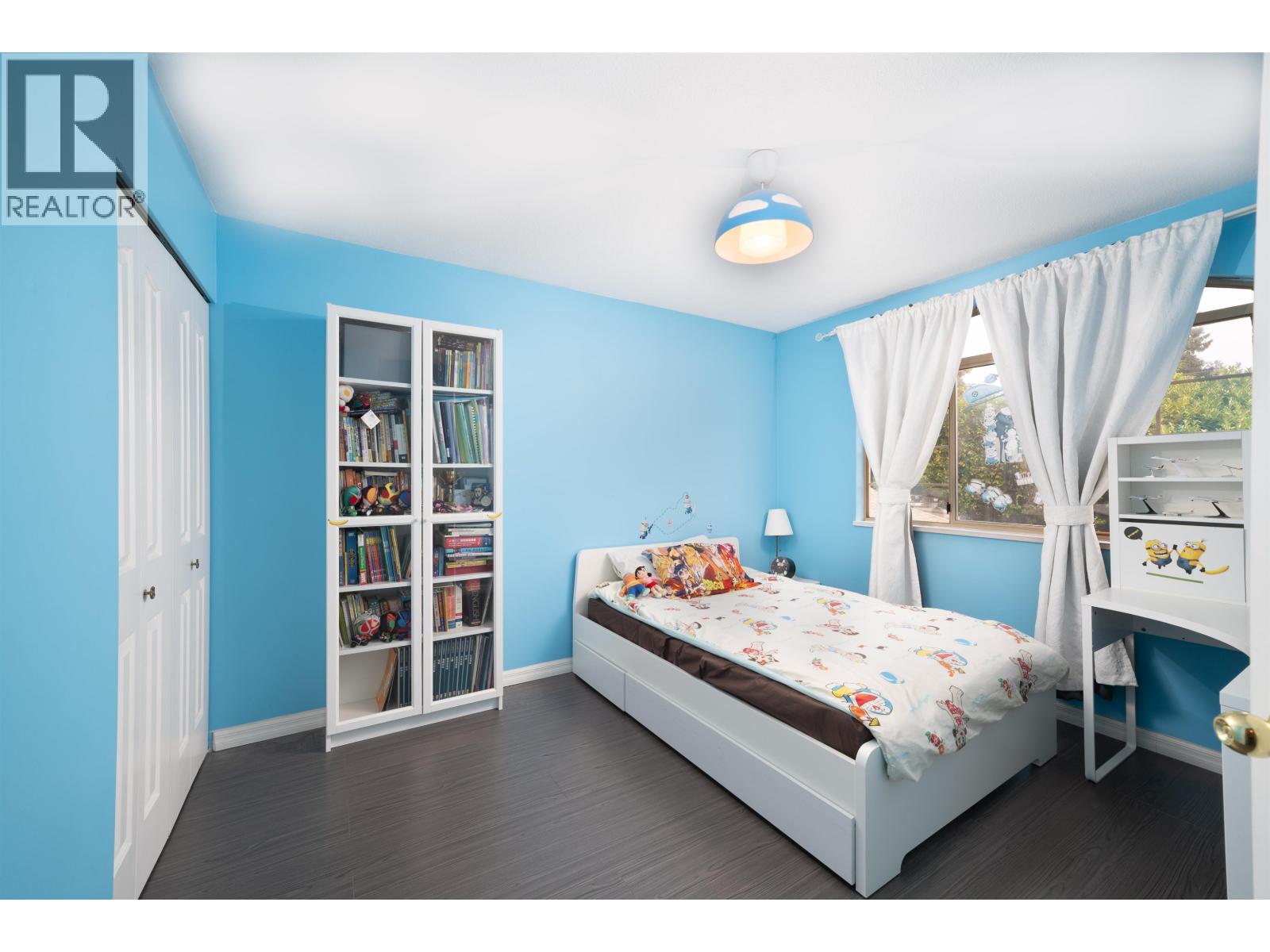 1931 WESTVIEW DRIVE, North Vancouver