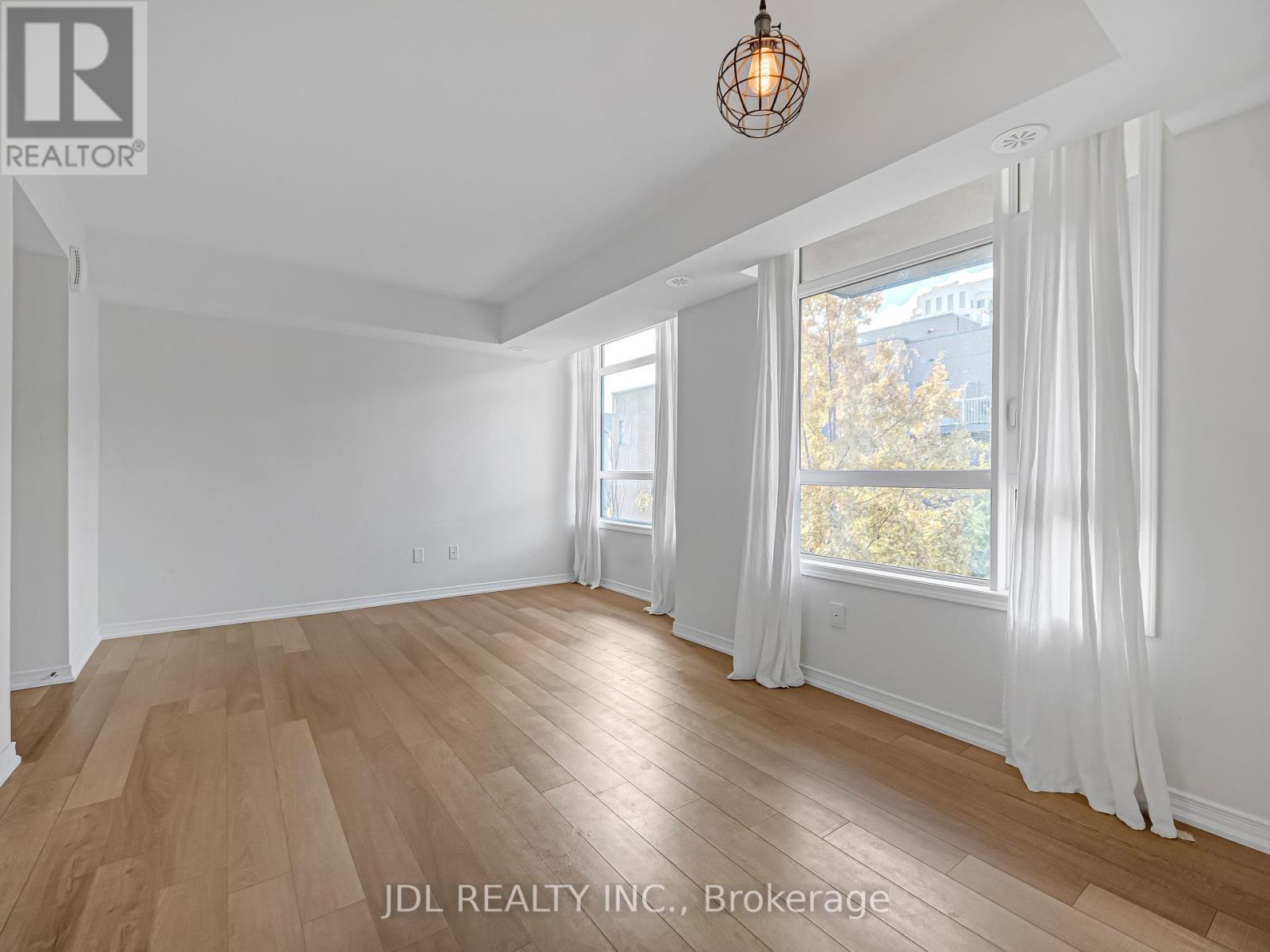 #307 90 ORCHID PLACE DRIVE - 11