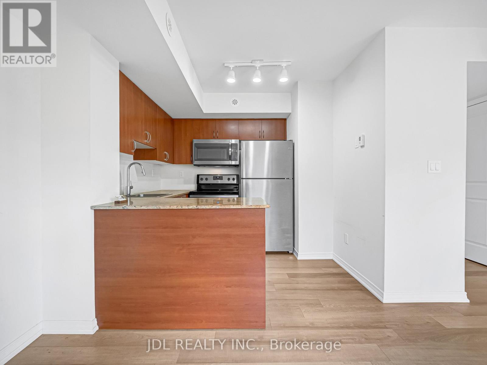 #307 90 ORCHID PLACE DRIVE - 12