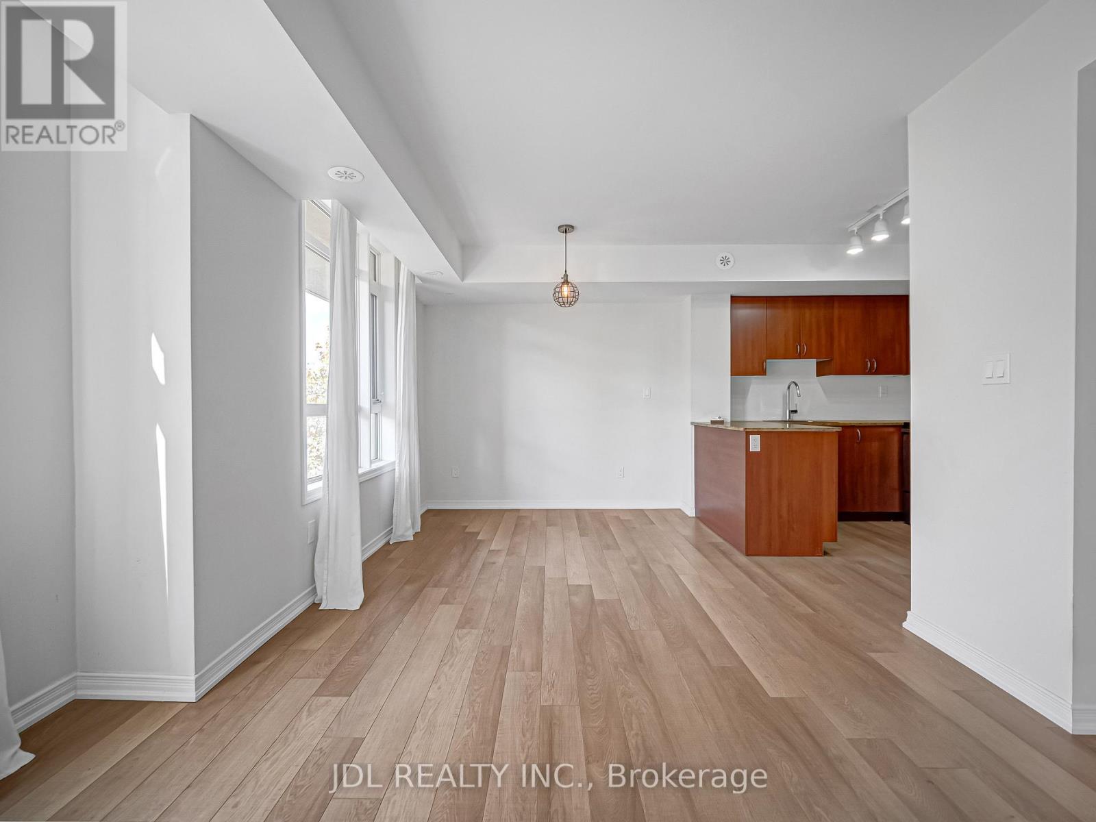 #307 90 ORCHID PLACE DRIVE - 16