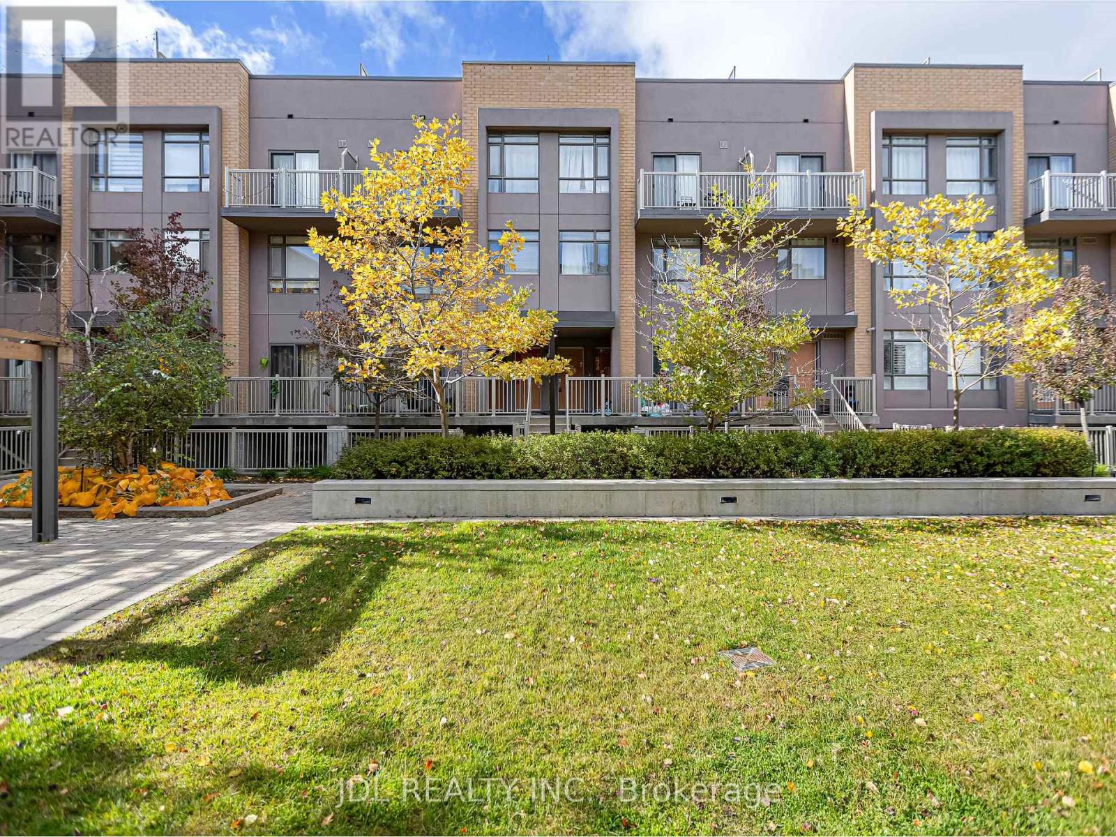 #307 90 ORCHID PLACE DRIVE - 2