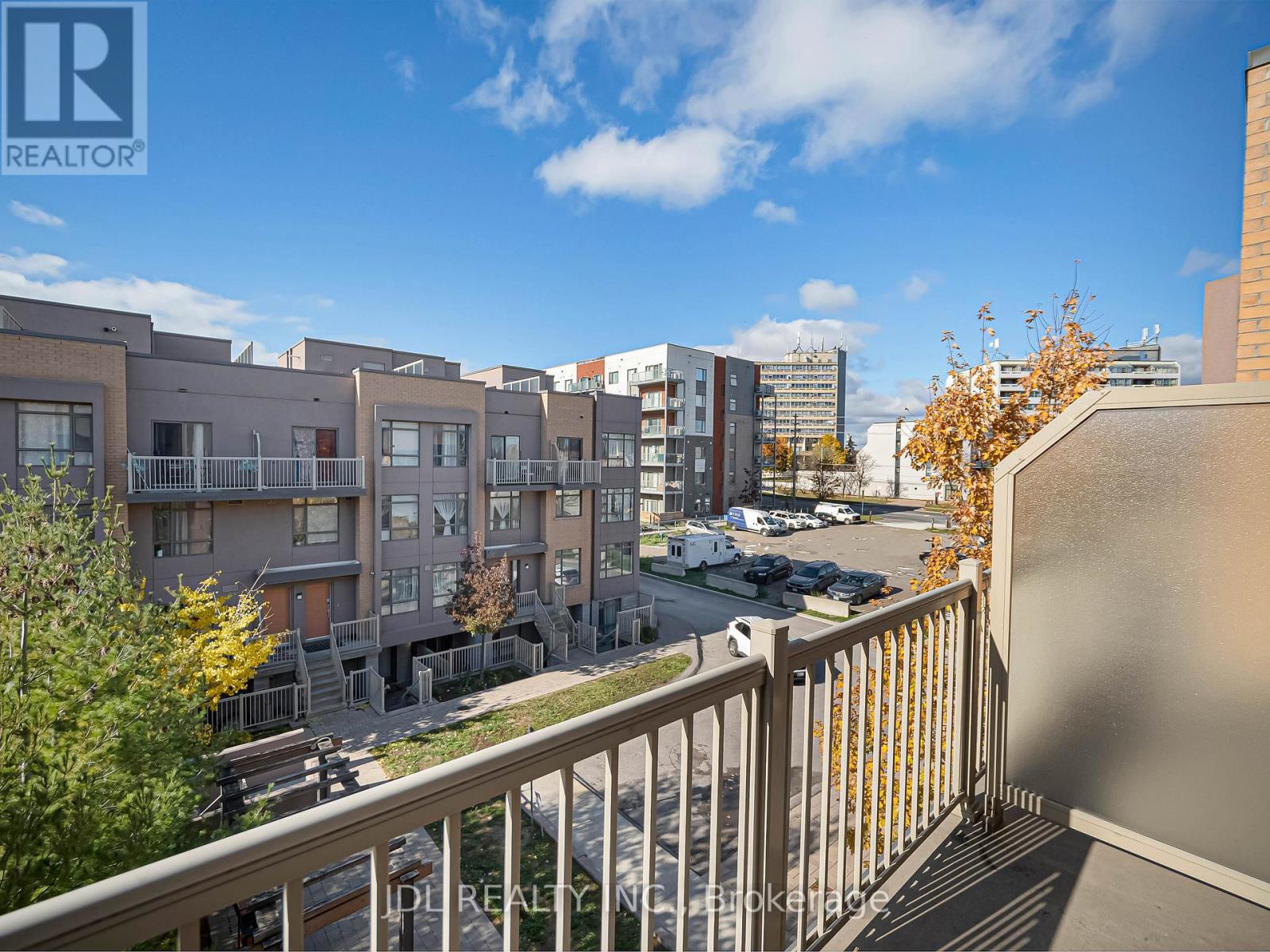 #307 90 ORCHID PLACE DRIVE - 26