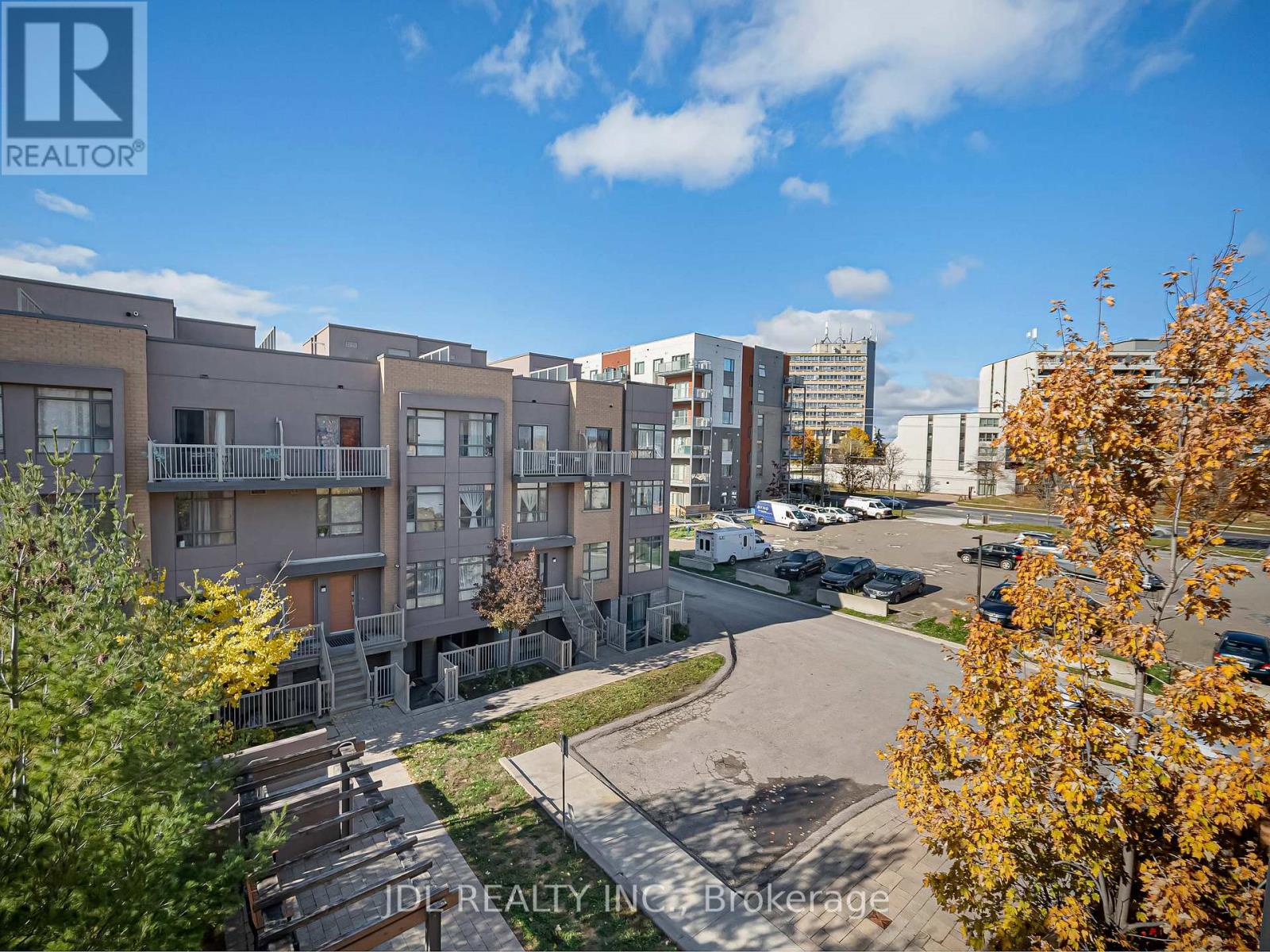 #307 90 ORCHID PLACE DRIVE - 27