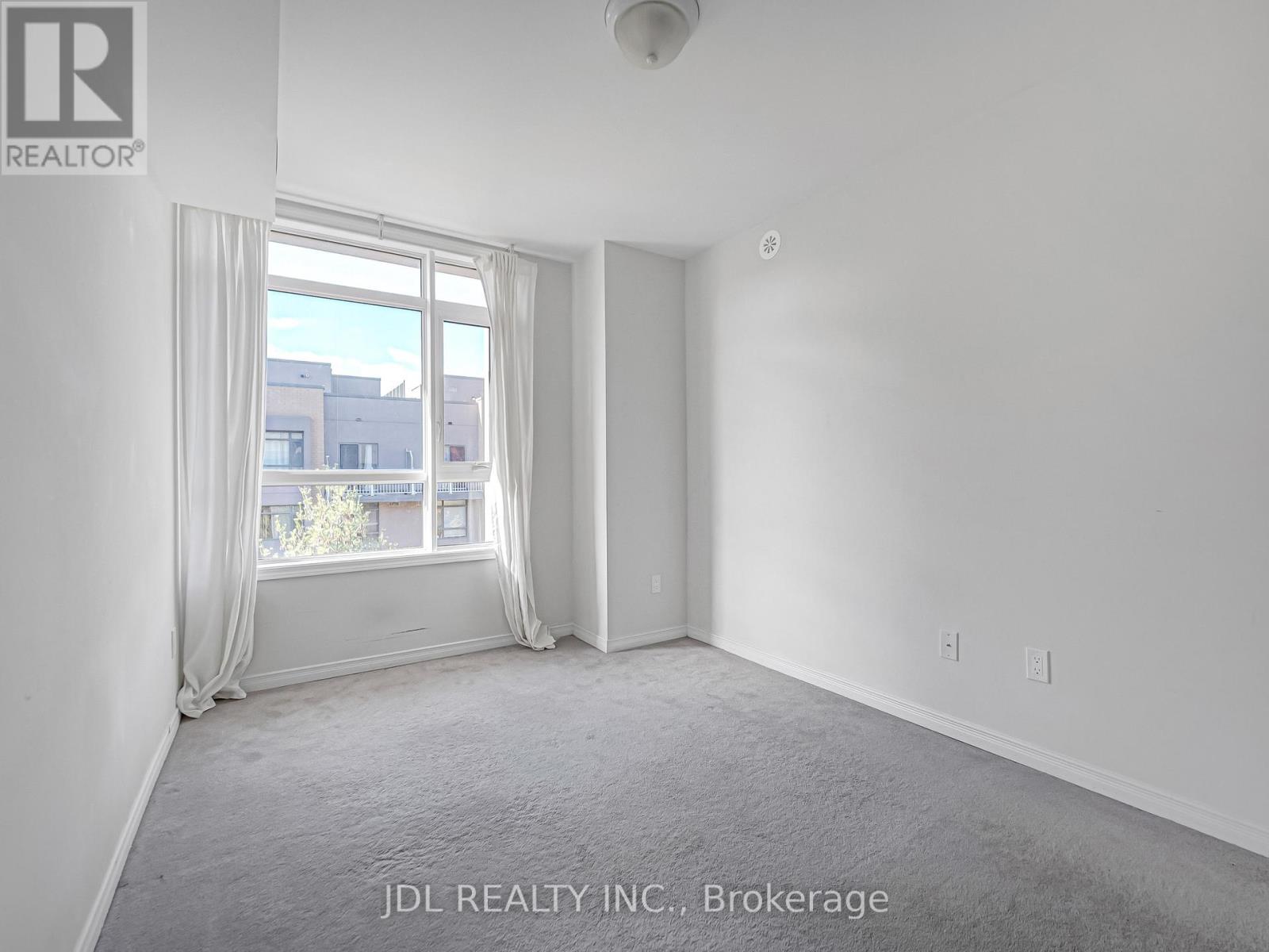 #307 90 ORCHID PLACE DRIVE - 32