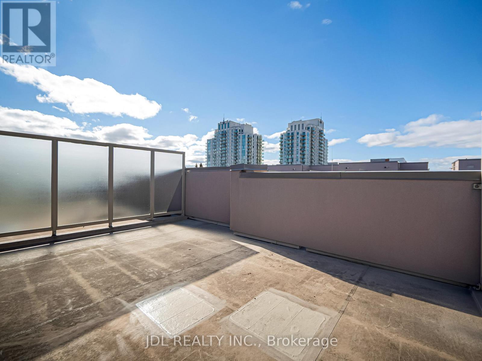 #307 90 ORCHID PLACE DRIVE - 38