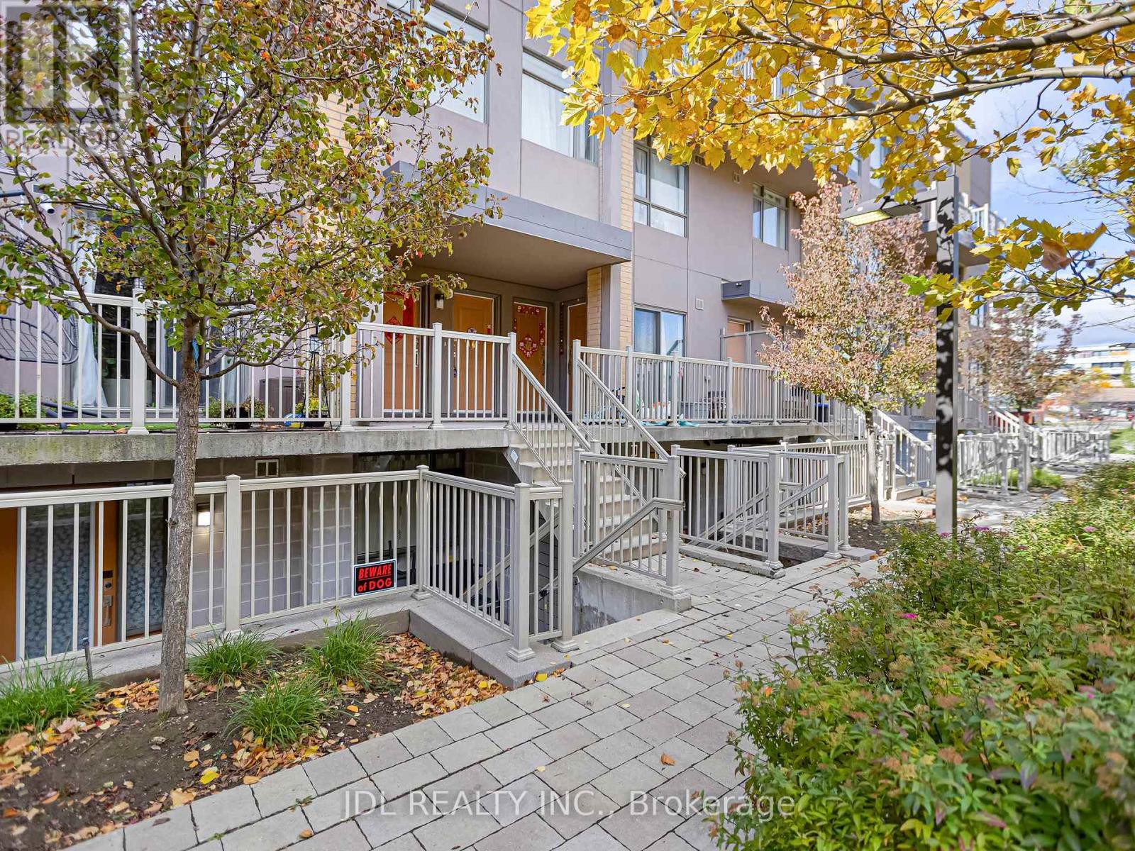#307 90 ORCHID PLACE DRIVE - 4