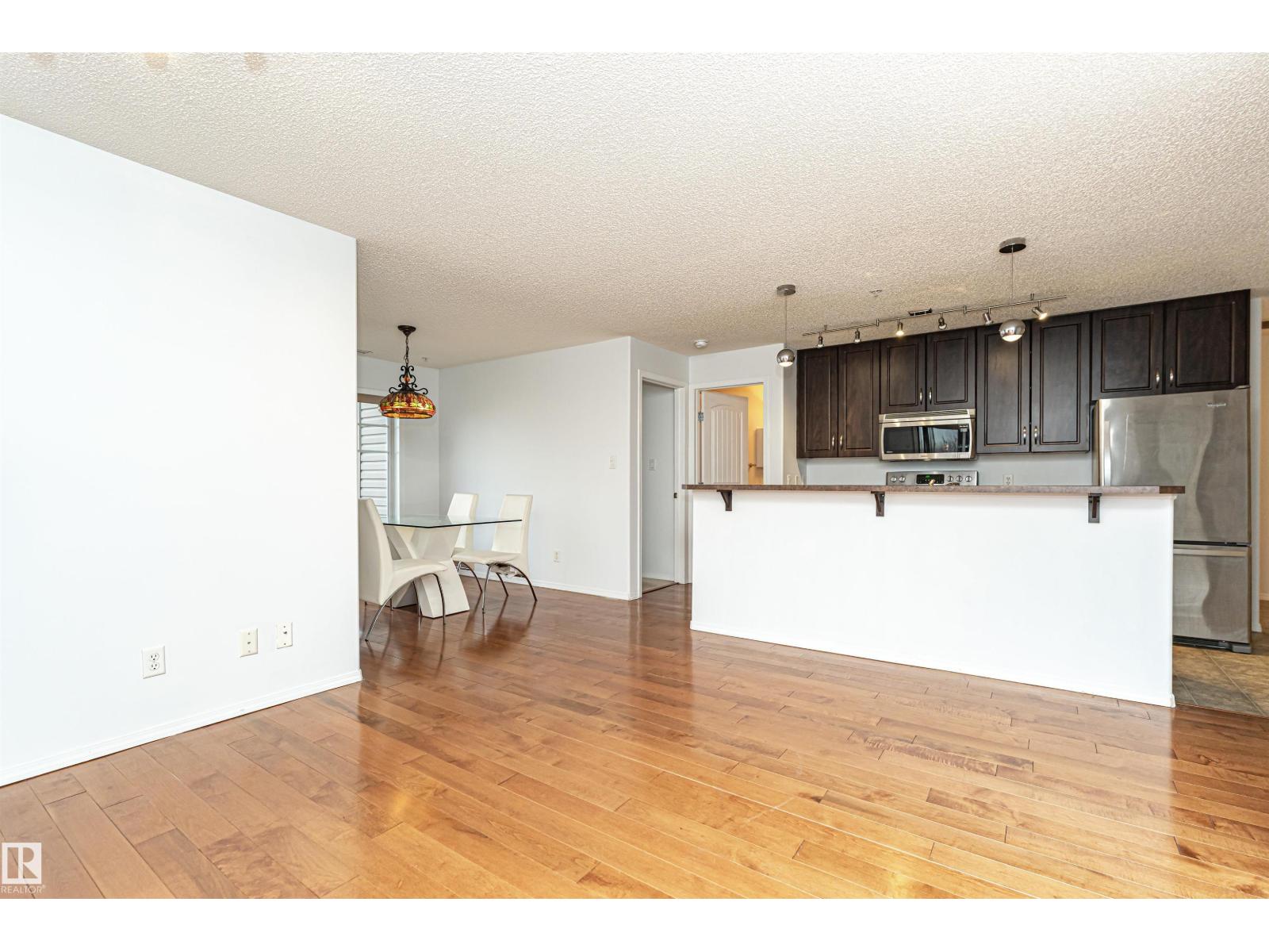 #302 17407 99 AV NW, Edmonton