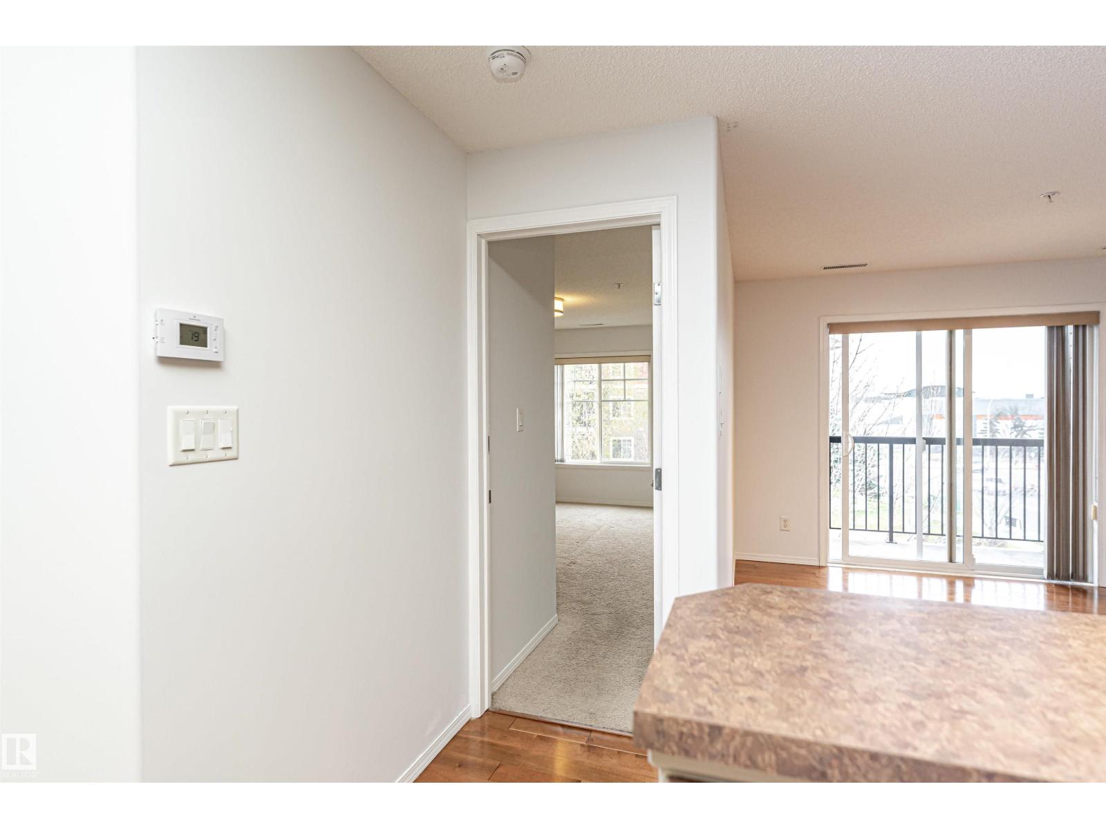 #302 17407 99 AV NW, Edmonton