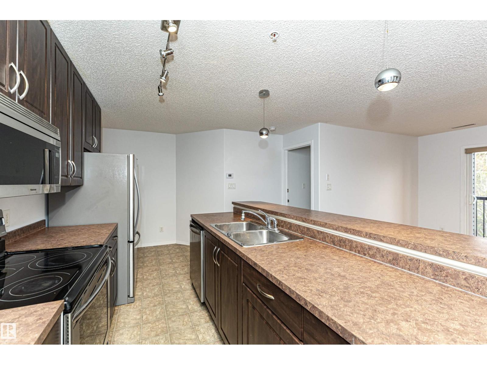 #302 17407 99 AV NW, Edmonton