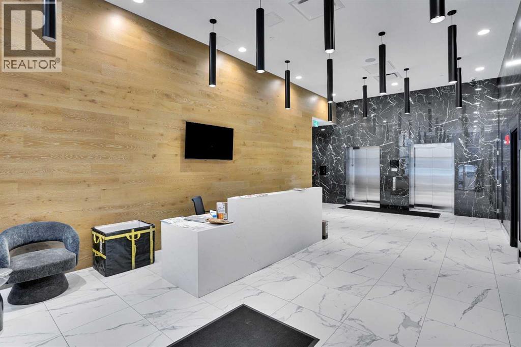 Single Family House for Sale in   A Street NW West Hillhurst Calgary 