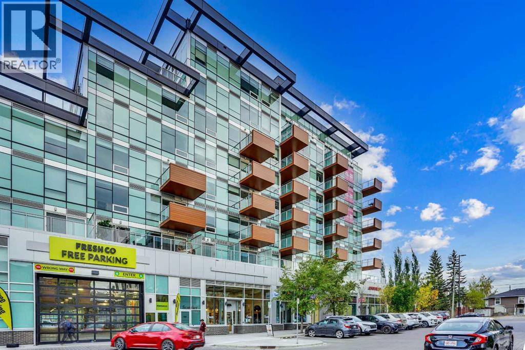 Single Family House for Sale in   A Street NW West Hillhurst Calgary 