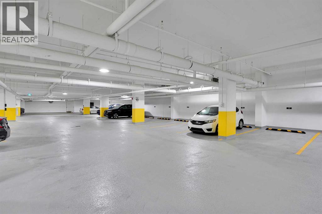 Single Family House for Sale in   A Street NW West Hillhurst Calgary 