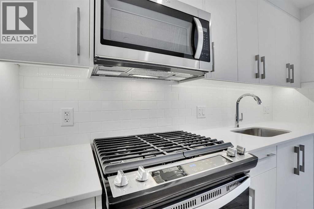 Single Family House for Sale in   A Street NW West Hillhurst Calgary 