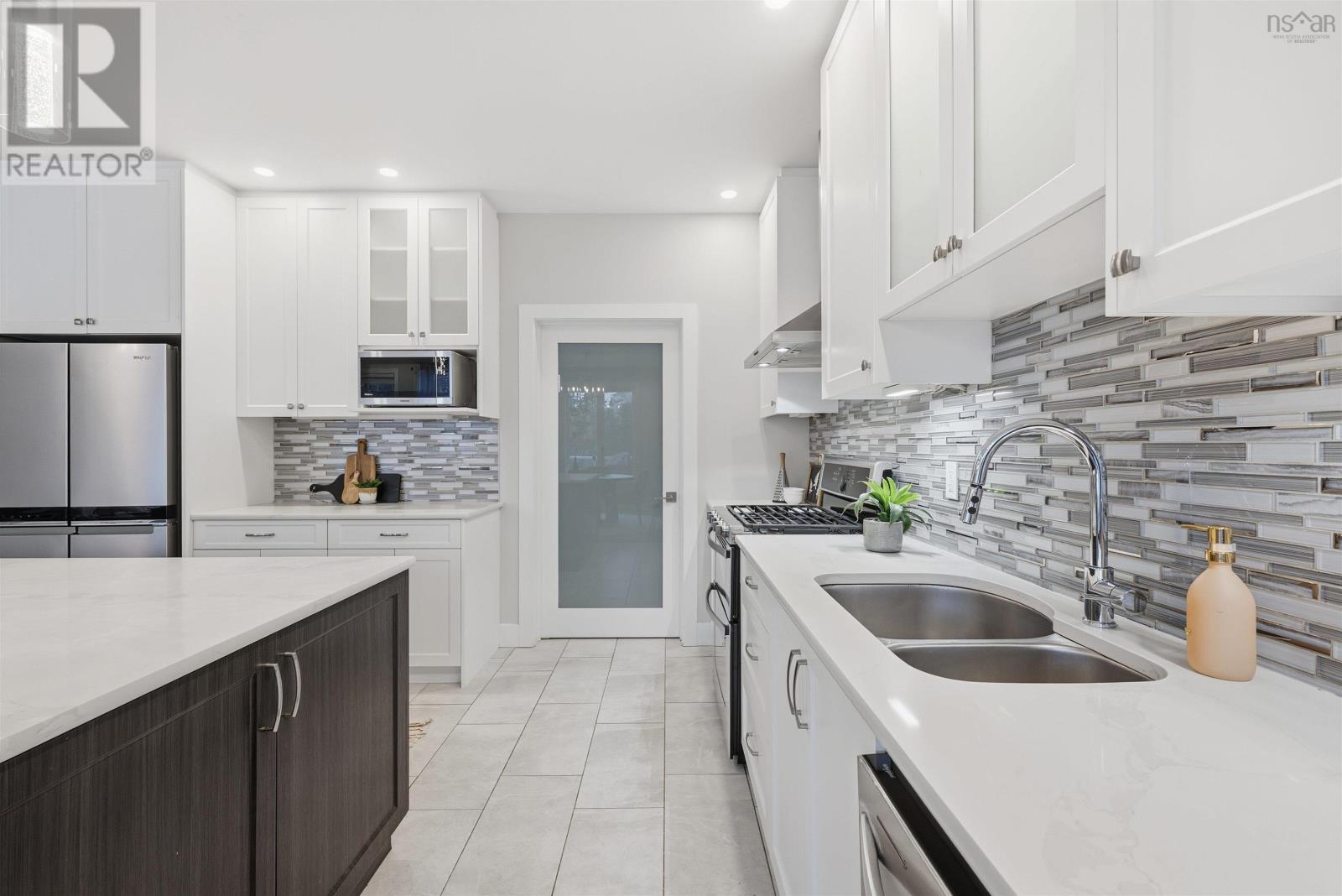 Property 18 of 49 of 153 Talus Avenue