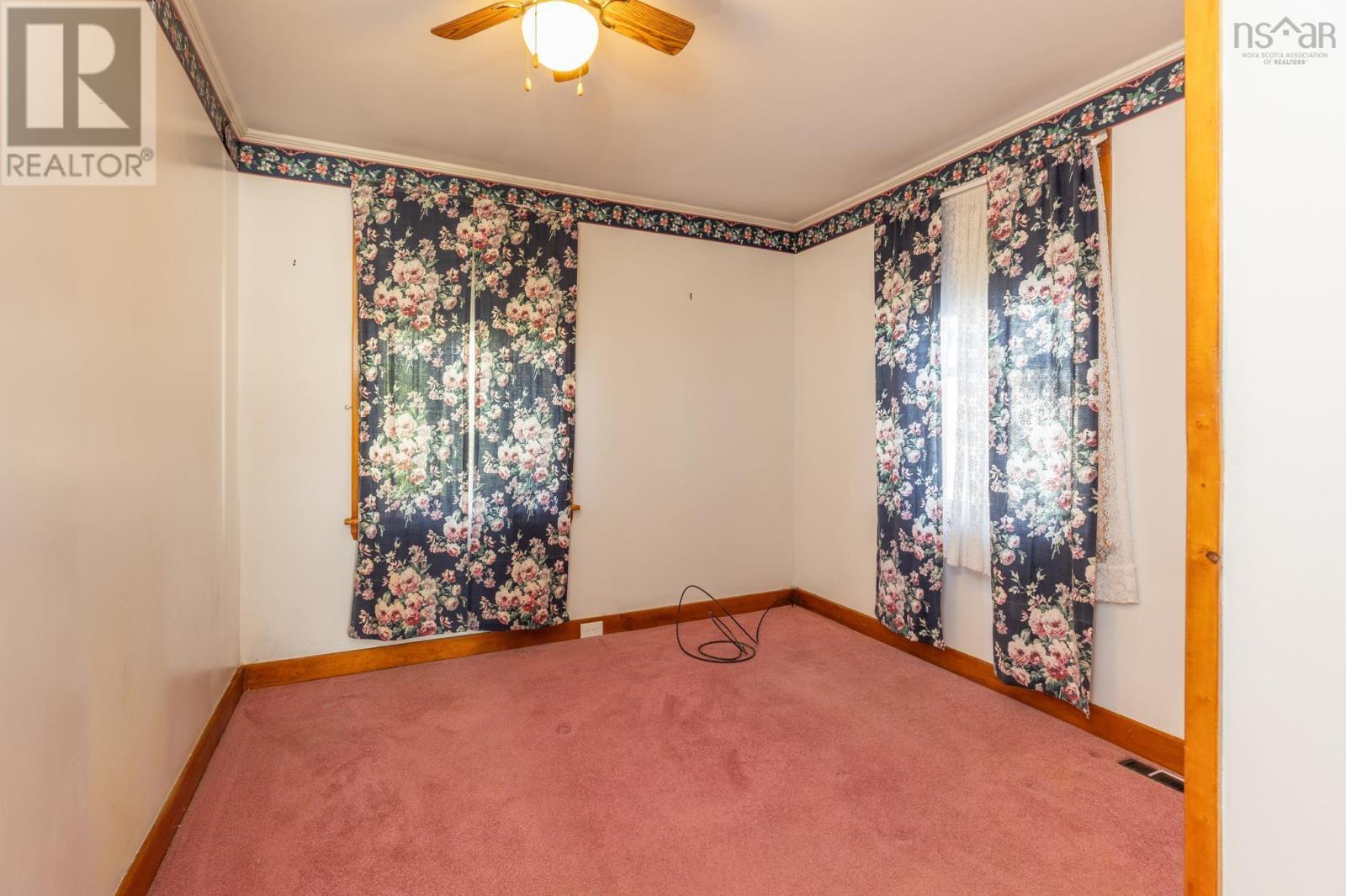 Property 23 of 28 of 120 Parade Street