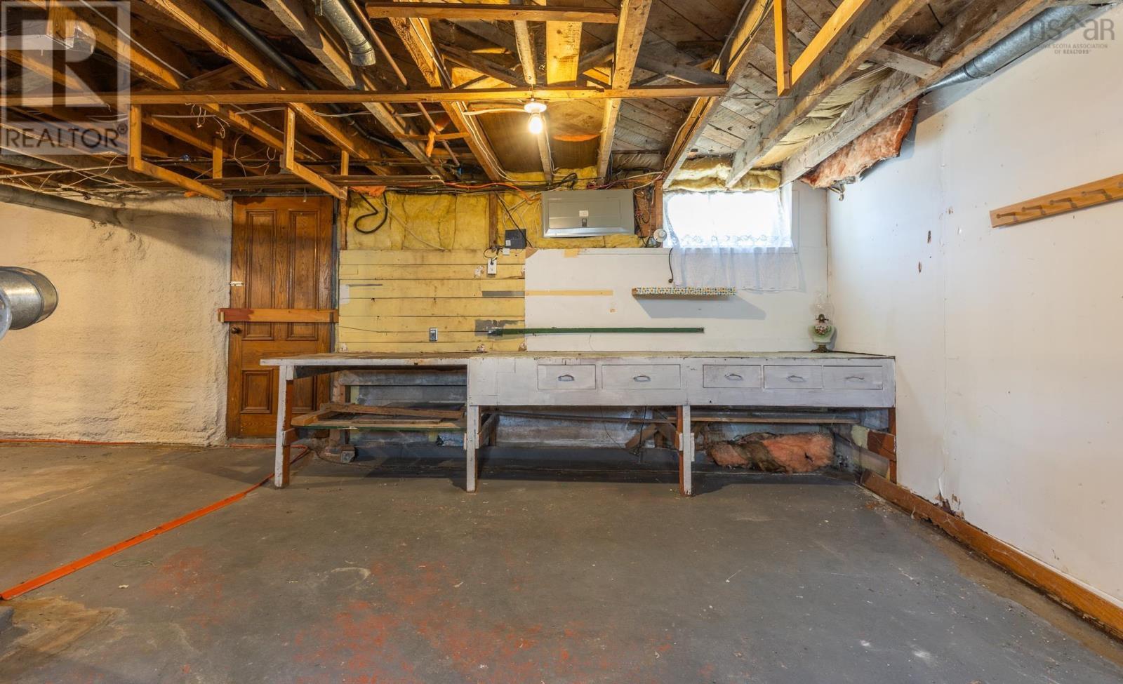 Property 28 of 28 of 120 Parade Street