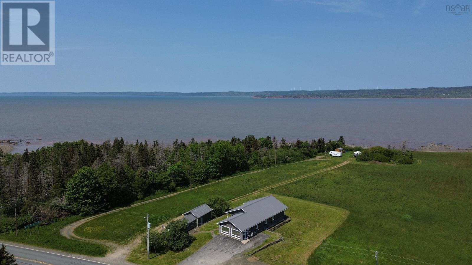 Property 8 of 34 of 8779 Highway 101