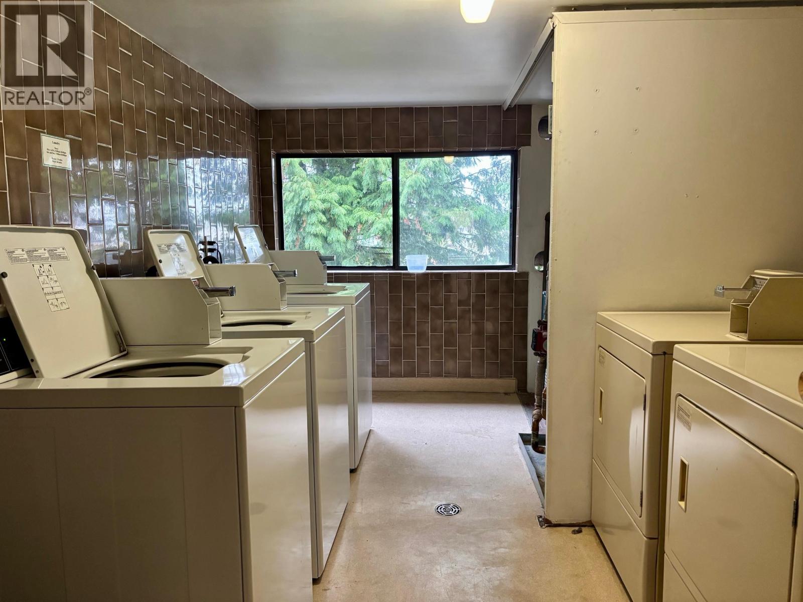 #11-4832 LAZELLE Avenue, Terrace