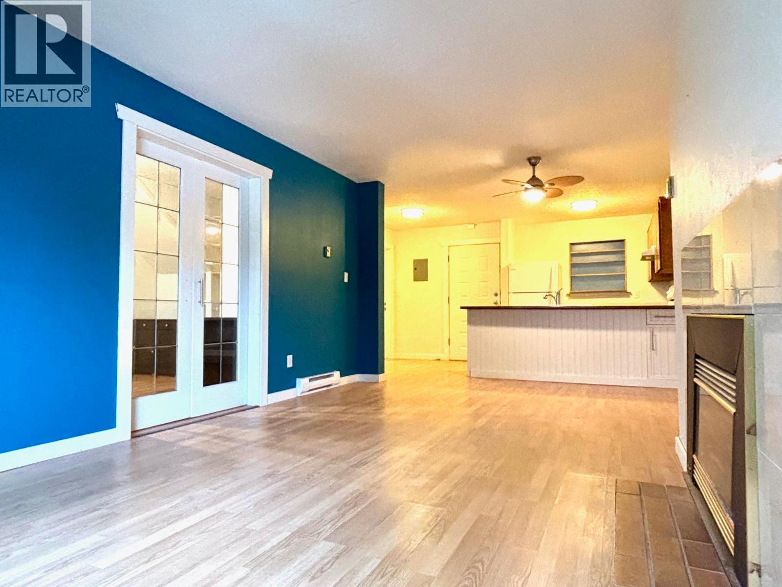 #11-4832 LAZELLE Avenue, Terrace