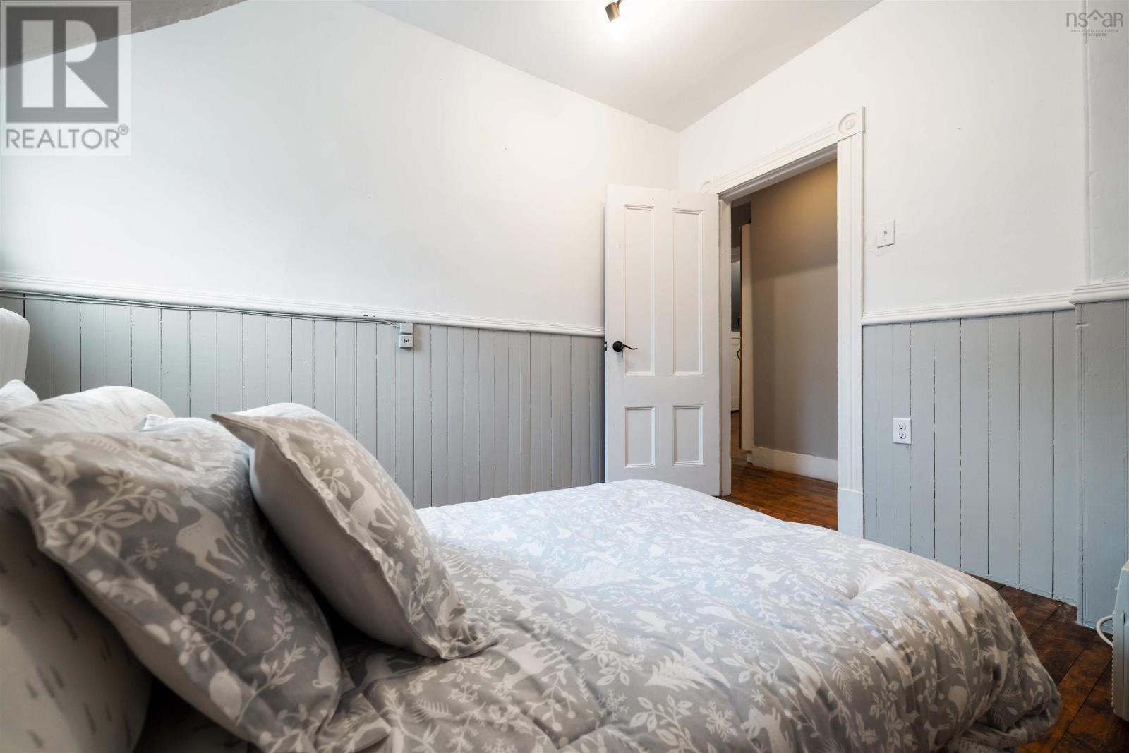 Property 3 of 44 of 69 Maple Avenue