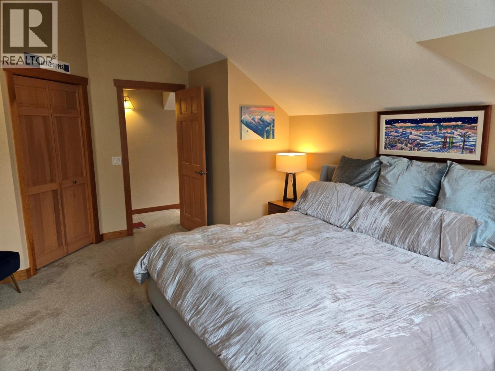 15 2002 Panorama Drive, Panorama