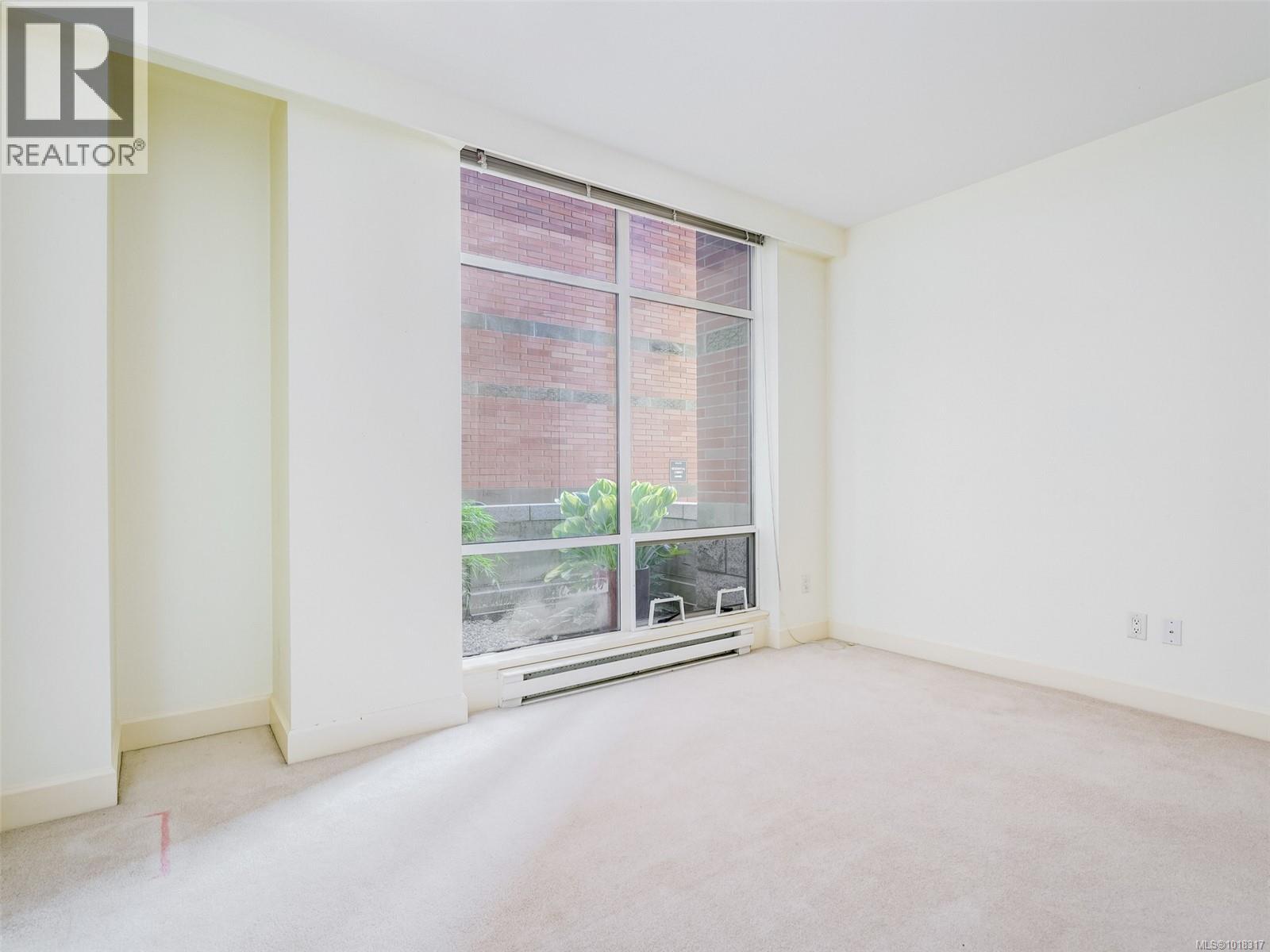 14 21 Dallas Road, Victoria