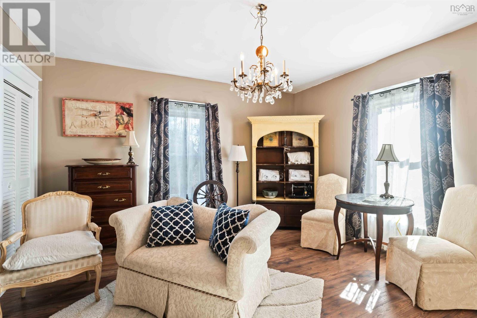 Property 21 of 47 of 20 Victoria Avenue